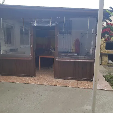 度假居 Vila Georgiana 那沃达利